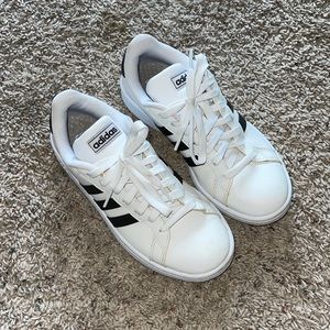 Adidas grand court sneakers